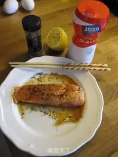 Make Lemon-flavored salmon with French stick step 1