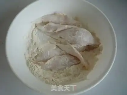 Make Dry fried small fish step 2