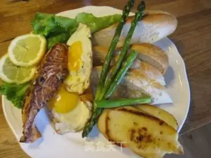 Make Lemon-flavored salmon with French stick step 5