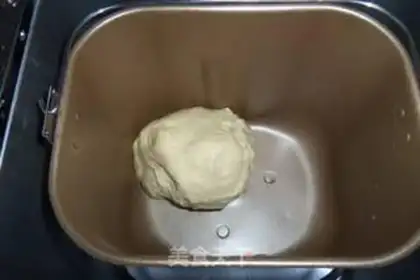 Make sausage bread step 2
