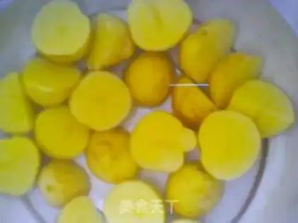 Make Braised potatoes with fermented bean curd step 0