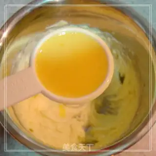 Make Caramel peanut crisp step 3