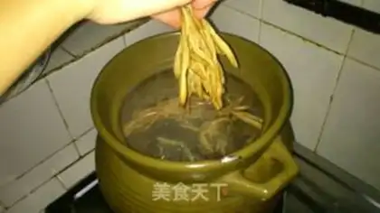 Make Stewed dumplings with day lily and mushroom step 5