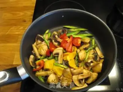 Make Stewed asparagus with mushrooms step 7