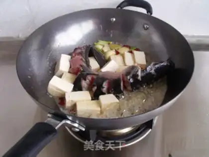 Make Stewed tofu with catfish step 6