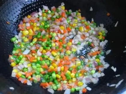 Make Golden straw hat rice with egg dumplings step 2