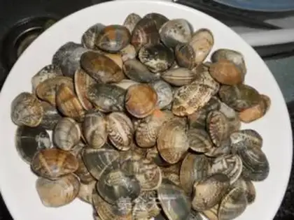 Make Spicy clams step 0