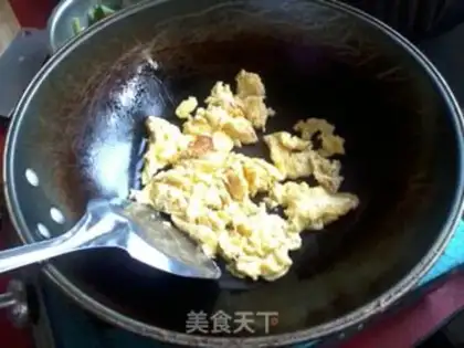 Make tomato and egg noodles step 4