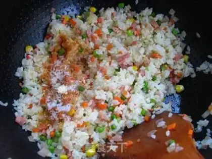 Make Golden straw hat rice with egg dumplings step 4
