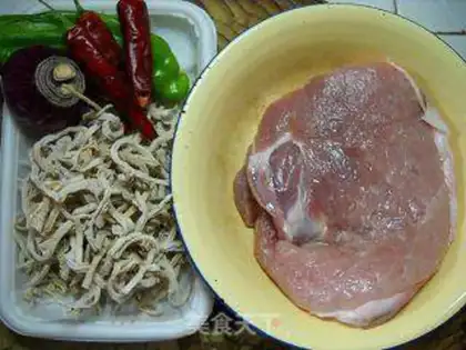 Make Fried shredded squid with green onion step 0