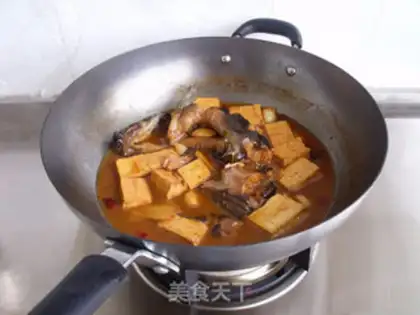 Make Stewed tofu with catfish step 10
