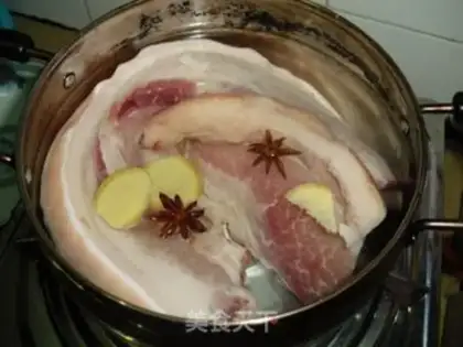 Make Meat slices with tea tree mushrooms and fried fungus step 7