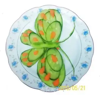Make Sweet and sour cucumber flower butterfly step 8