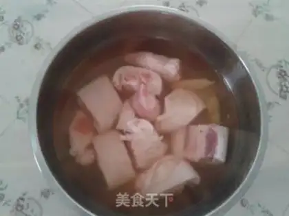 Make roasted pig