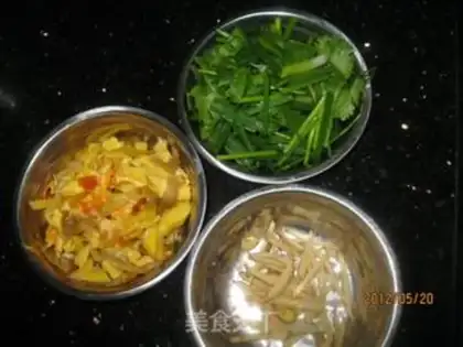 Make Braised fish with pickled mustard step 1