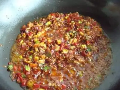 Make Fried rice noodles with chicken step 7