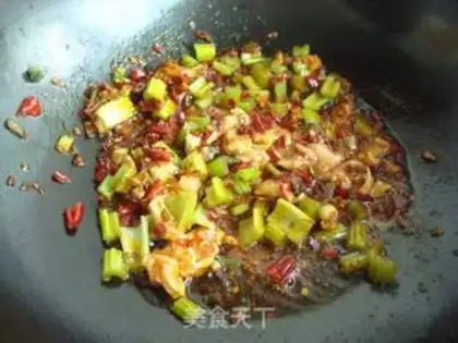 Make Fried rice noodles with chicken step 8