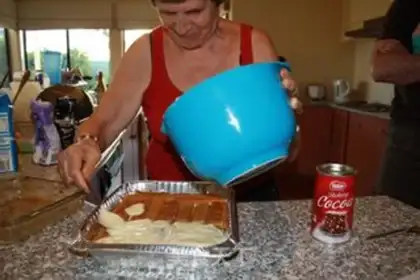 Make Tiramisu, Italy step 10