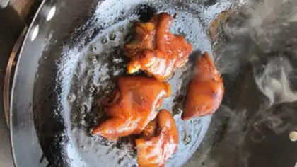 Make Sauce pig