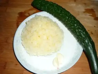 Make Tremella mixed with cucumber step 0