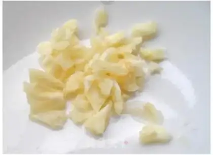 Make Roasted white mussel with garlic flavor step 1
