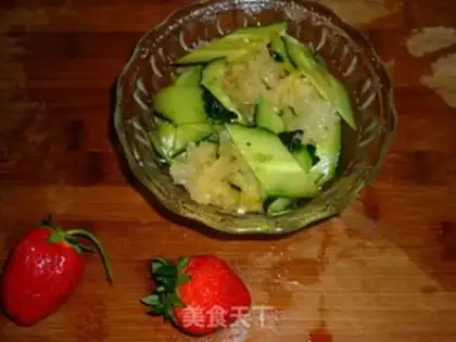 Make Tremella mixed with cucumber step 7