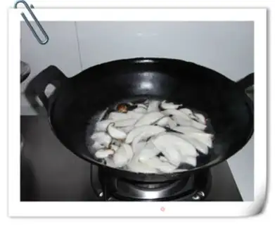 Make Mushroom with oyster sauce step 1