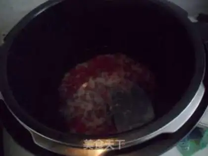 Make Walnut red bean porridge step 1