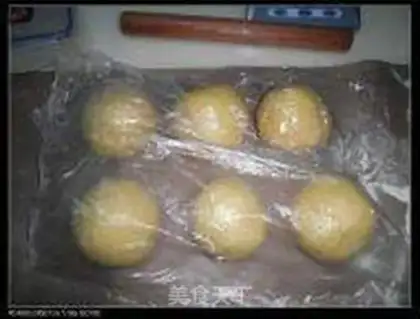Make Waterless and oilless toast step 2
