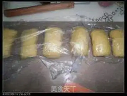 Make Waterless and oilless toast step 4