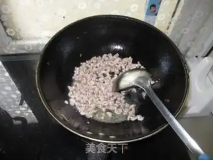 Make Refreshing noodles with bean paste step 1