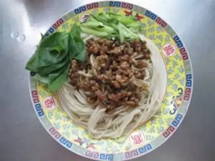 Make Refreshing noodles with bean paste step 4