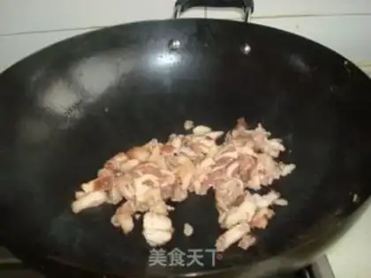 Make stir-fried barbecue step 2