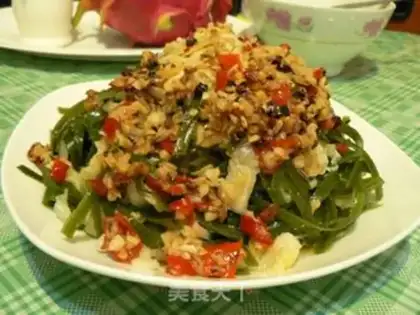 Make Hot and sour cabbage and seaweed shredded step 13