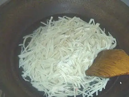Make big boiled dry silk step 4