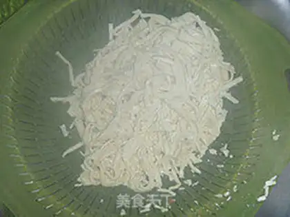 Make big boiled dry silk step 5