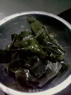 Make Stewed pork ribs with seaweed step 0