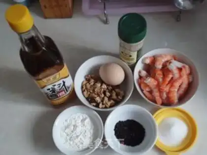 Make Shrimp meat, walnut and sesame cake step 0