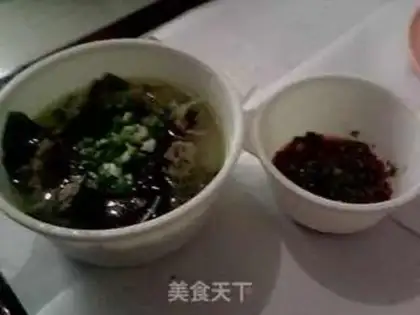 Make Stewed pork ribs with seaweed step 8