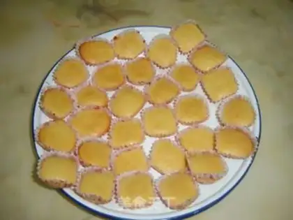 Make Mini cupcakes step 7