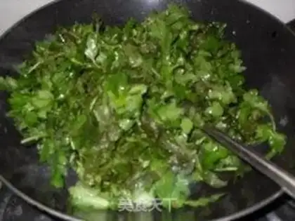 Make Fried pork slices with chrysanthemum head step 3