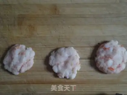 Make Shrimp meat, walnut and sesame cake step 6