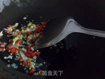 Make Spicy shredded seaweed step 2