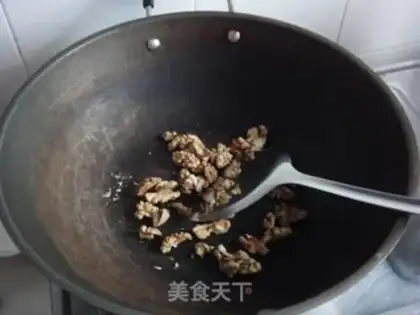Make Shrimp meat, walnut and sesame cake step 8