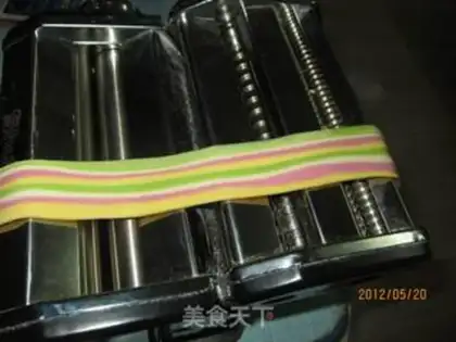 Make rainbow noodles step 5