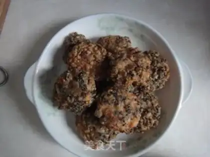 Make Shrimp meat, walnut and sesame cake step 16