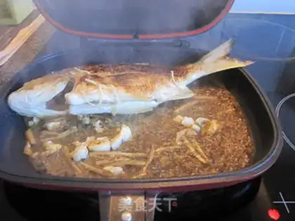 Make Pan-fried fish from Jiucenta step 4