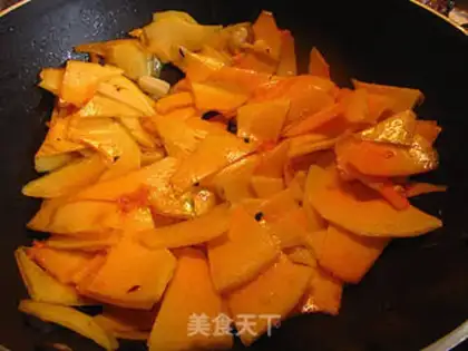 Make stir-fried pumpkin with pork neck with perilla step 5