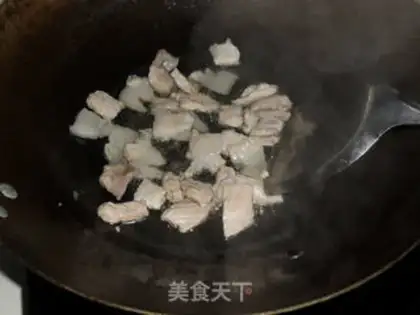 Make Stir fried pork slices with radish step 3