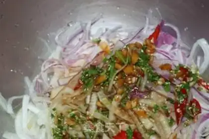 Make Cold two-color onions step 3